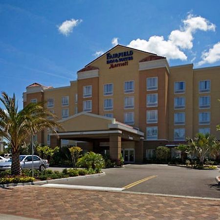 Fairfield Inn & Suites Jacksonville Butler Boulevard Bagian luar foto