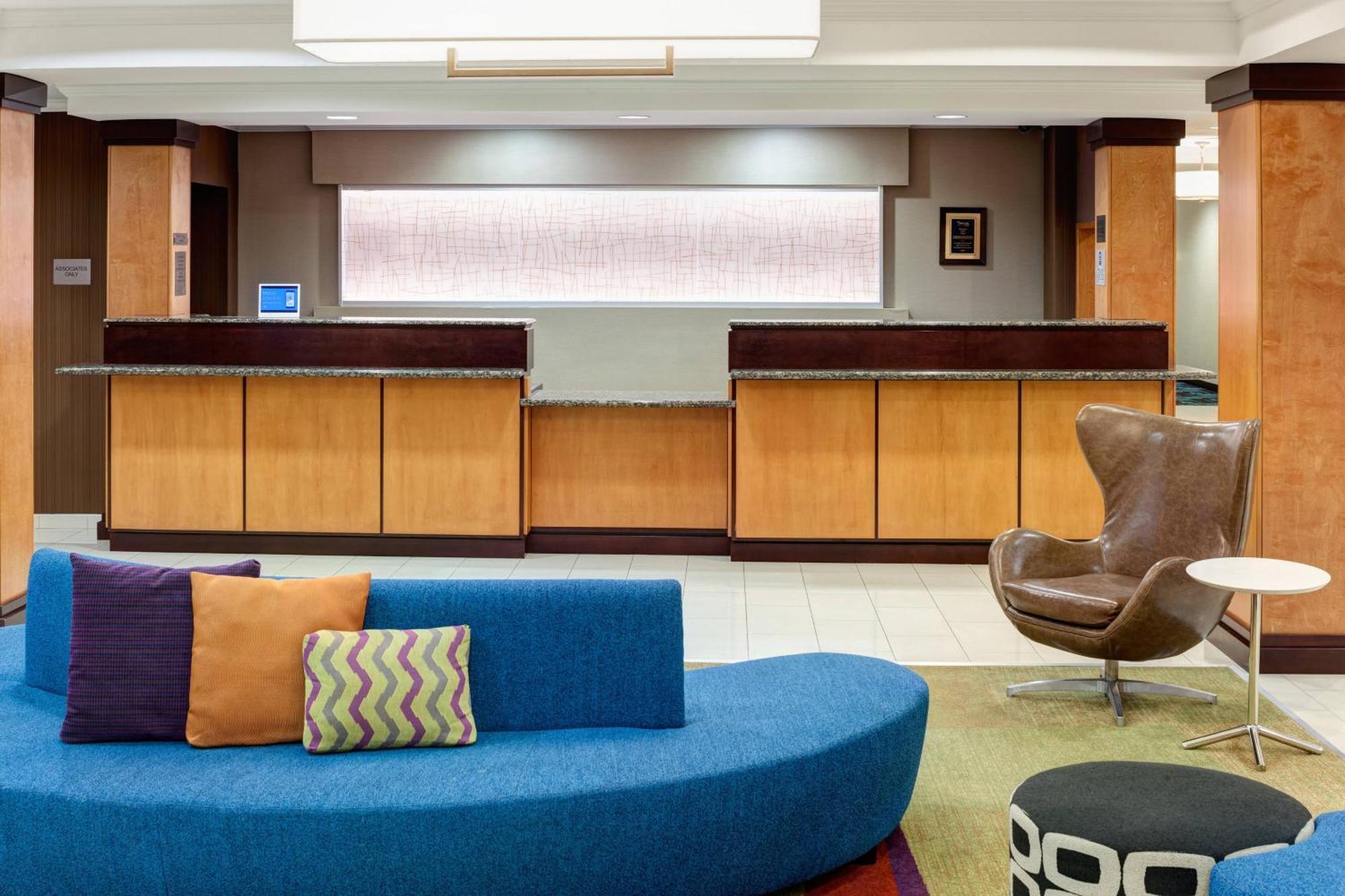 Fairfield Inn & Suites Jacksonville Butler Boulevard Bagian luar foto