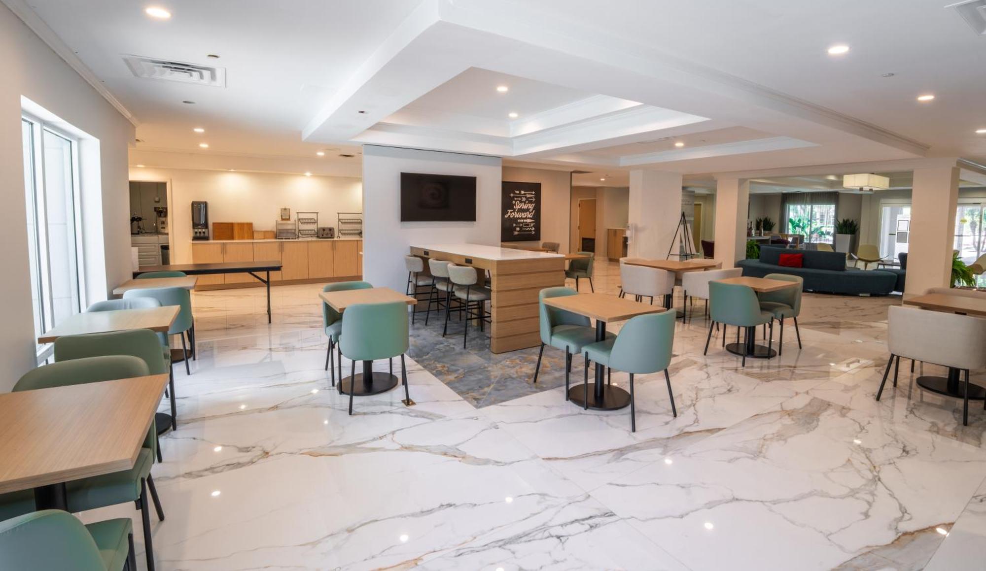 Fairfield Inn & Suites Jacksonville Butler Boulevard Bagian luar foto