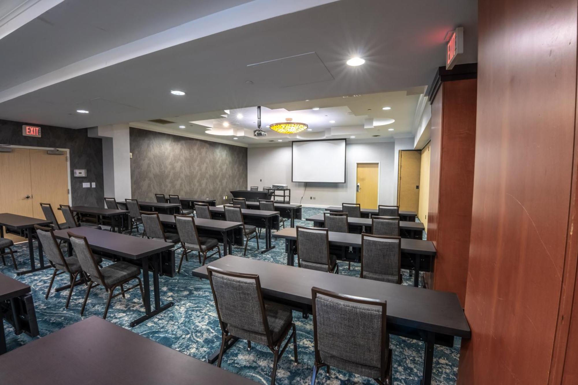 Fairfield Inn & Suites Jacksonville Butler Boulevard Bagian luar foto