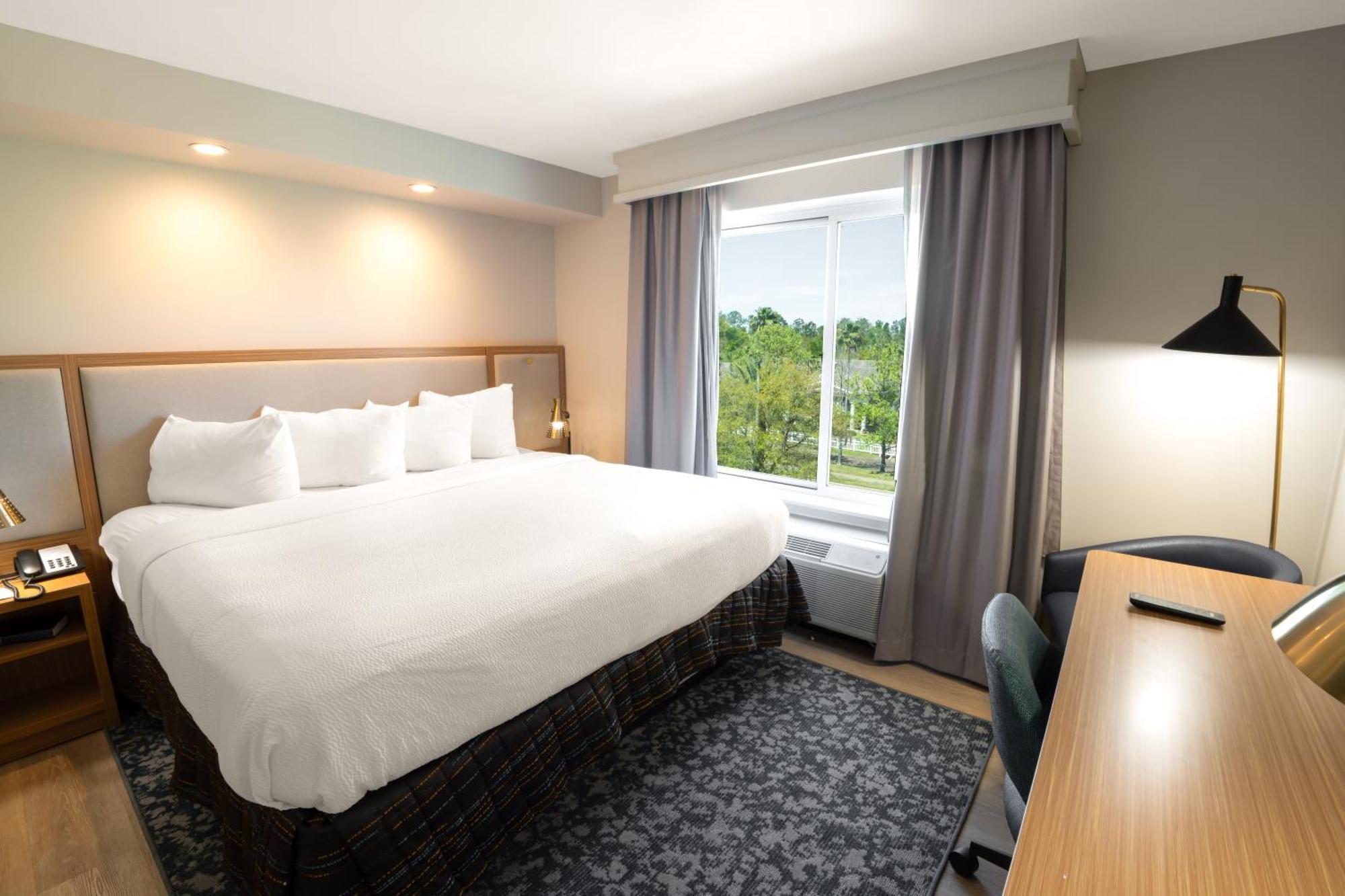 Fairfield Inn & Suites Jacksonville Butler Boulevard Bagian luar foto