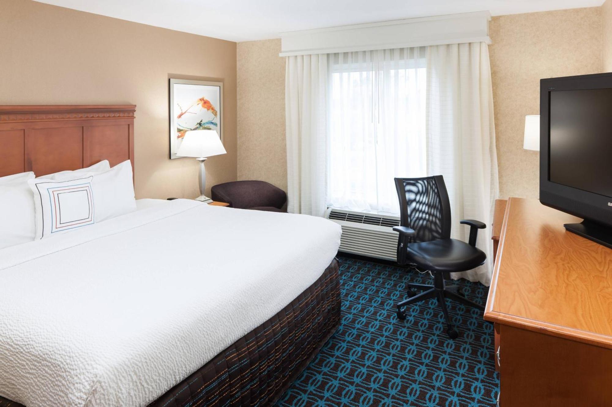 Fairfield Inn & Suites Jacksonville Butler Boulevard Bagian luar foto