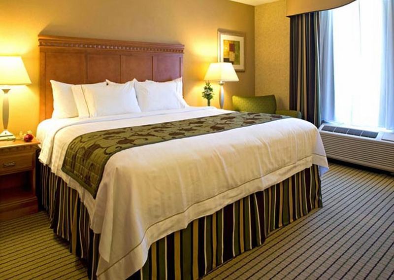 Fairfield Inn & Suites Jacksonville Butler Boulevard Bagian luar foto